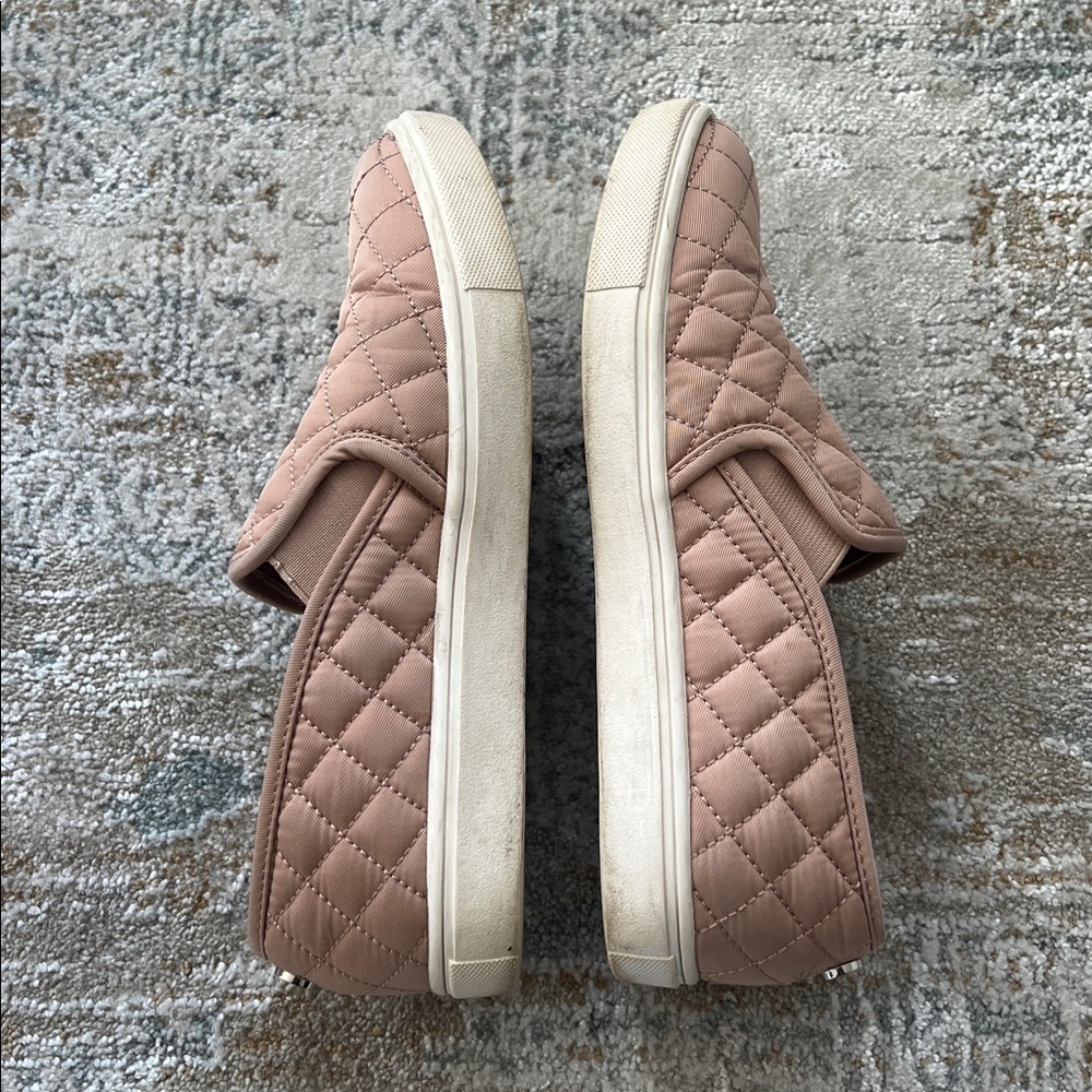 ‼️ Steve Madden Quilted Pink Slip-Ons ‼️ - Picture 2 of 4
